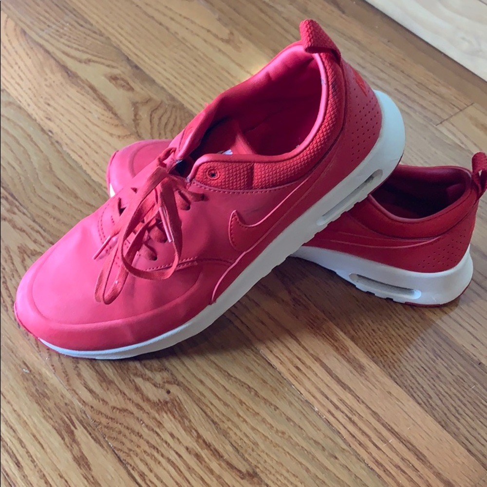 Air Max Theas